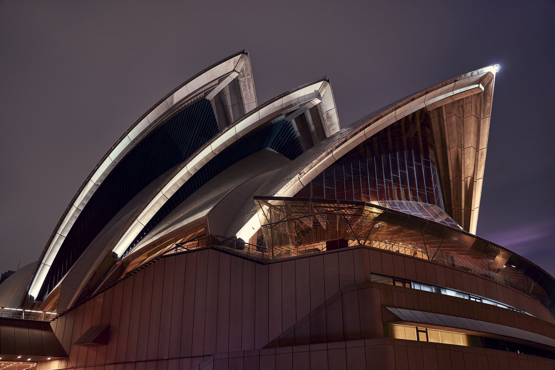Opera House, Close